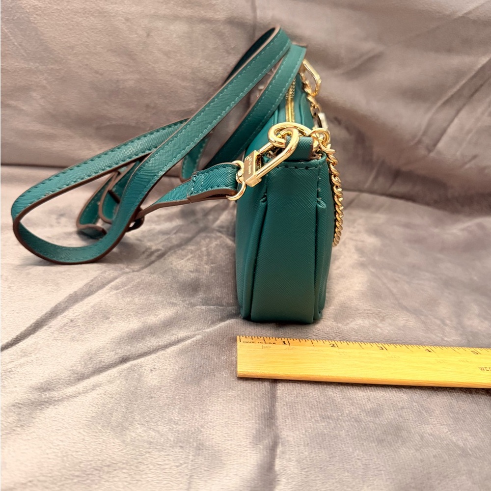 NWT Anne Klein Mini Teal/Green Crossbody with Gold Chain Detail - Picture 5 of 9